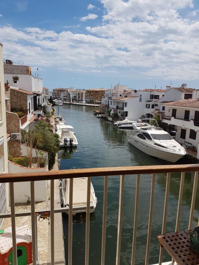 Magnifico Apartamento Junto Al Canal Principal. Empuriabrava Eksteriør bilde